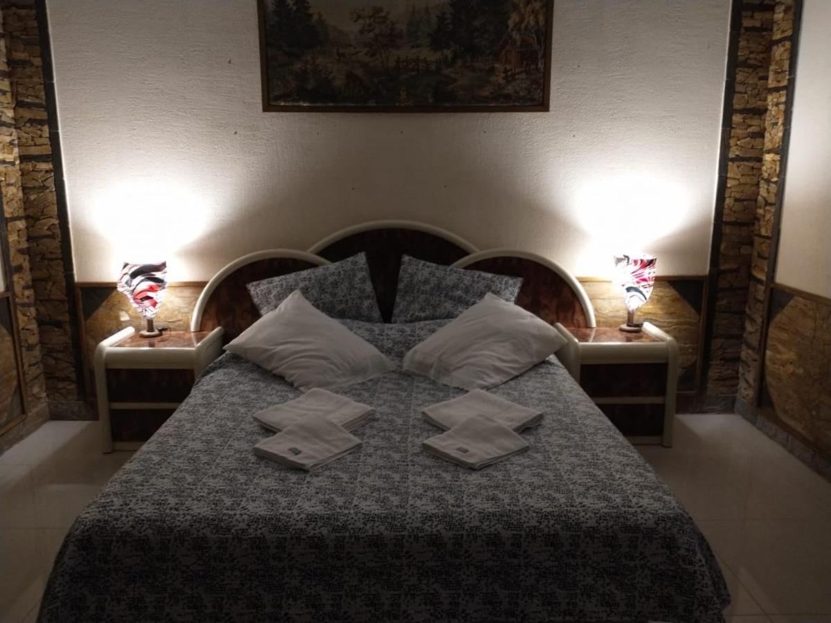 Casa D'Vilero En Temperley エクステリア 写真
