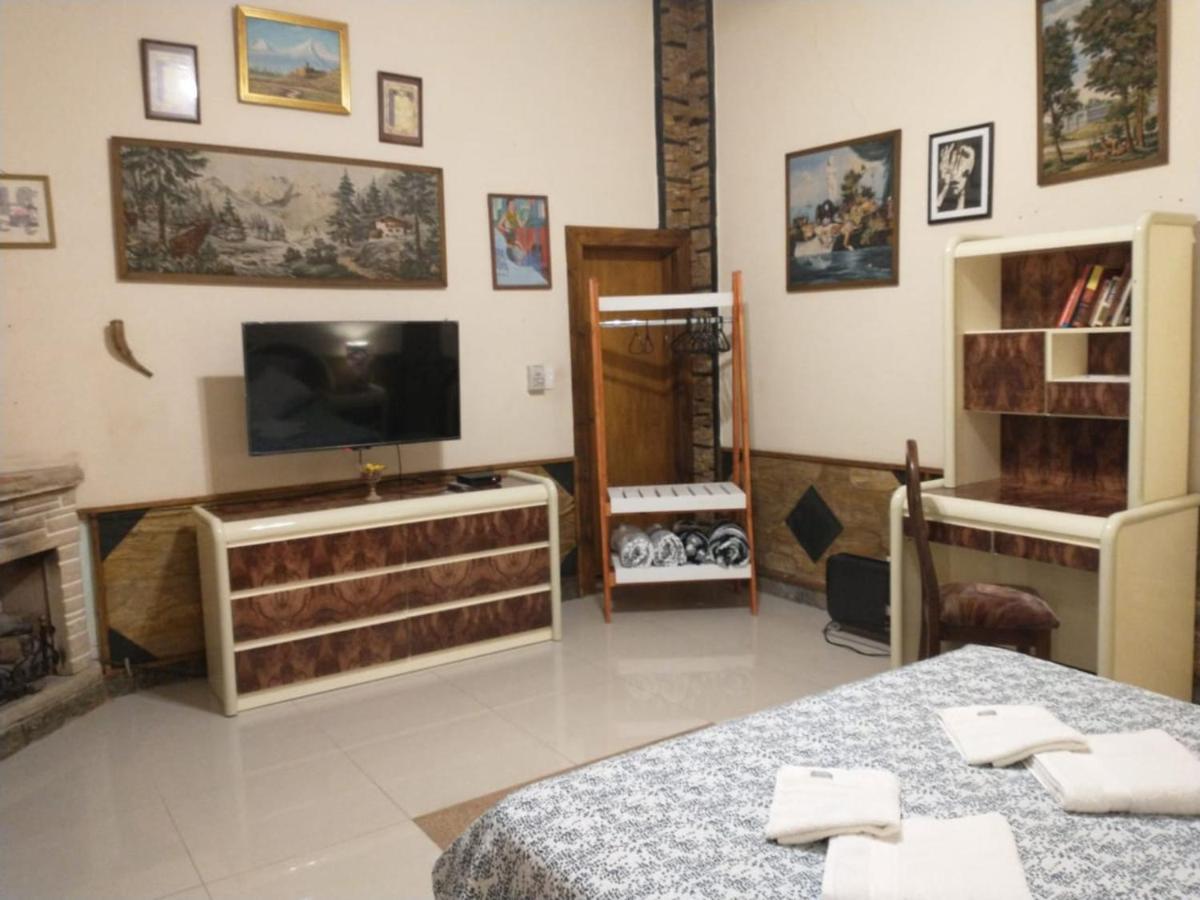 Casa D'Vilero En Temperley エクステリア 写真